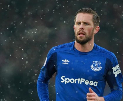 开云真人-《ApexLegends》天空之城：新战场开启，巧布兵阵迎战巅峰对决