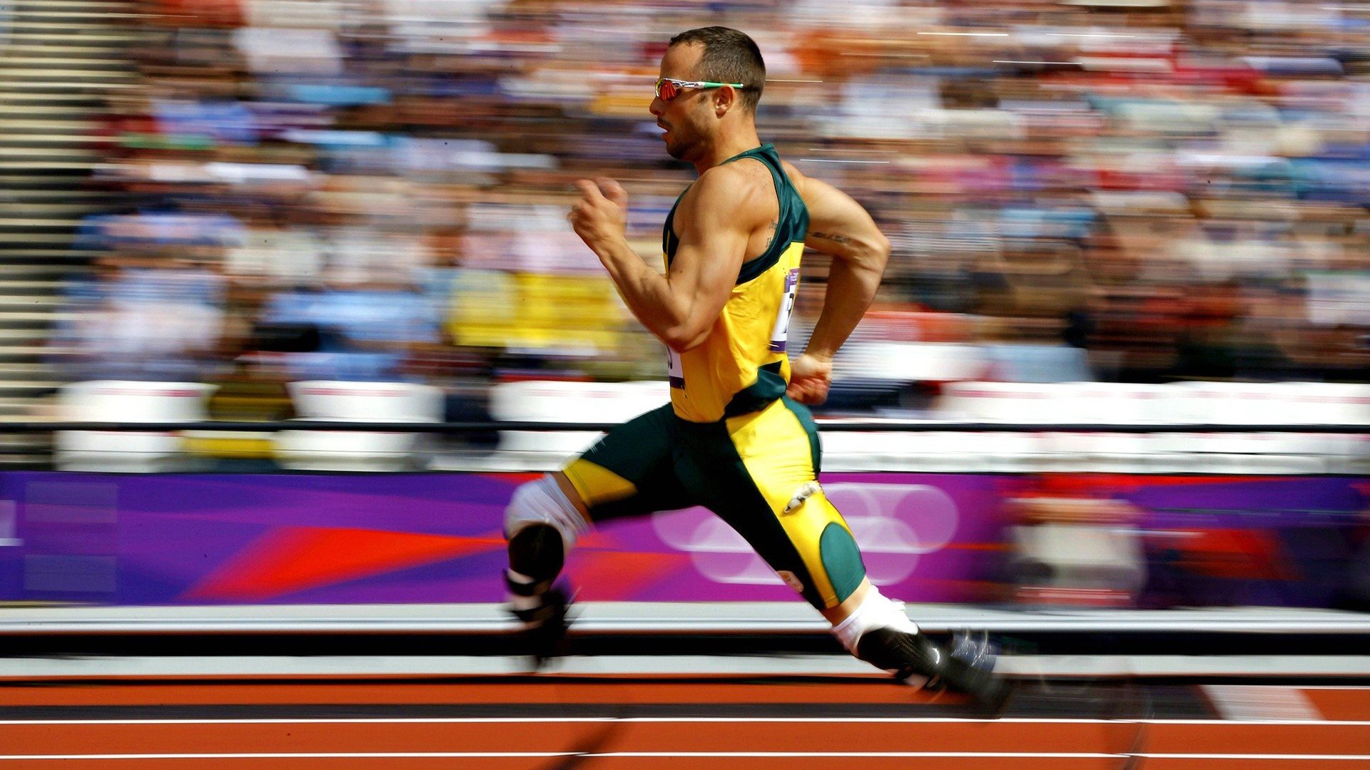 体育新闻中心伤退背后真相，体育新闻(全程回放)